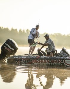 mossy oak fishing